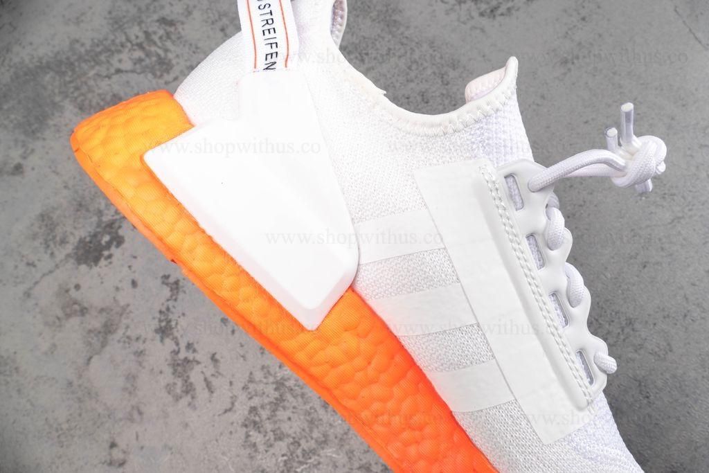 adidasUnisex NMD R1 V2 - Cloud White/Solar Red