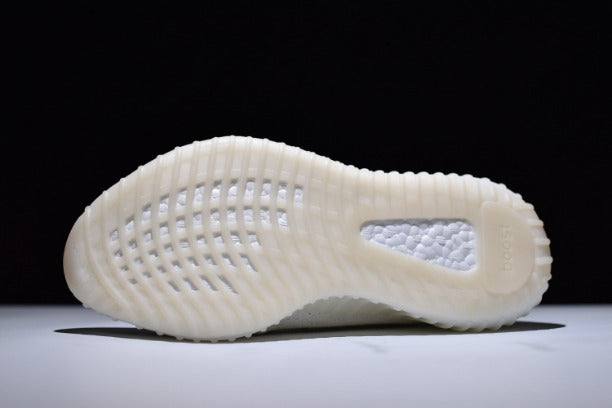 YEEZY Boost 350 v2 - Triple White