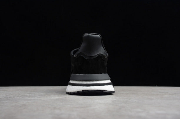 ZX500 Boost - Black/White