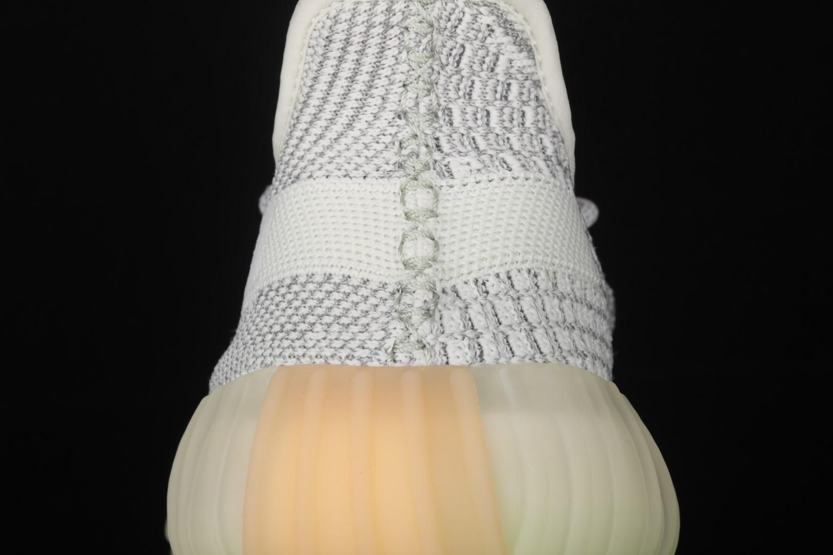 adidasUnisex Yeezy Boost 350 V2 - Yeshaya (Reflective)
