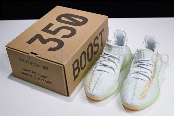 YEEZY Boost 350 V2 - Hyperspace