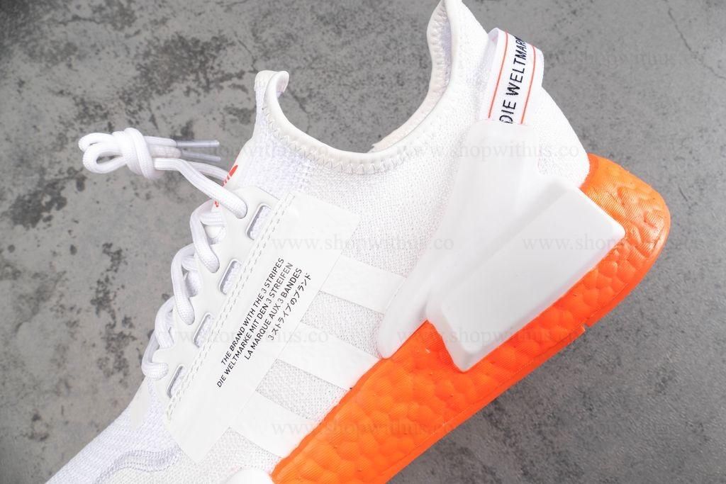 adidasUnisex NMD R1 V2 - Cloud White/Solar Red
