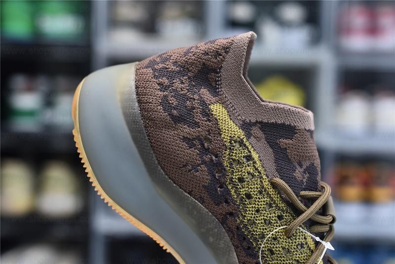 adidasUnisex YEEZY Boost 380 - LMNTE
