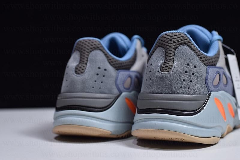 adidasYEEZY Boost 700 - Carbon Blue
