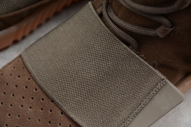 Yeezy Boost 750 - Chocolate