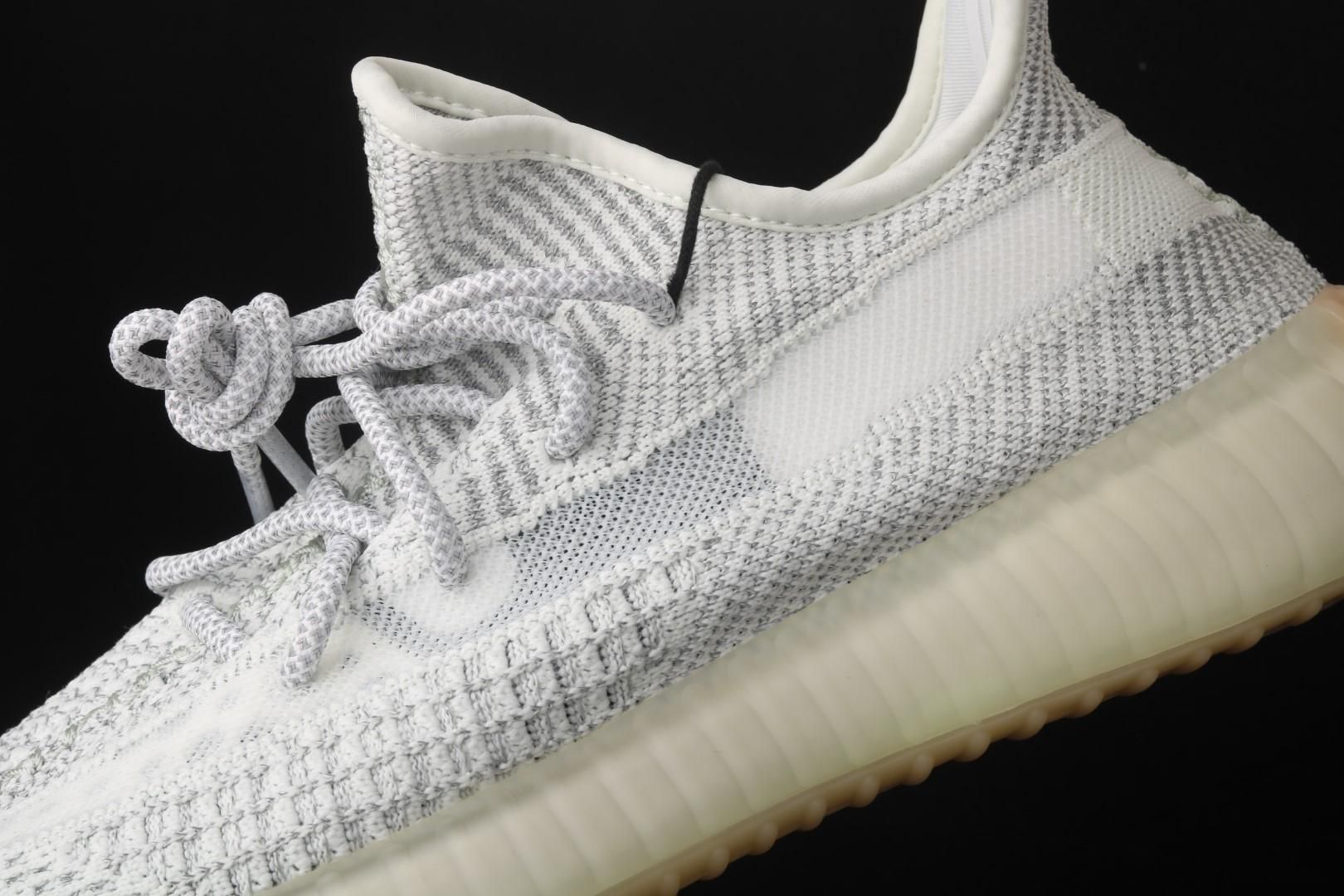 adidasUnisex Yeezy Boost 350 V2 - Yeshaya (Reflective)