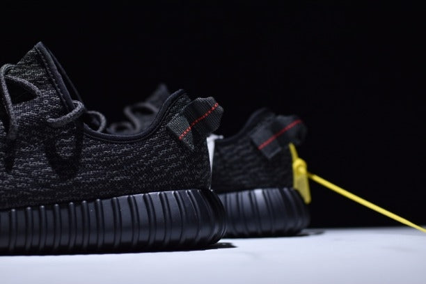 YEEZY Boost 350 - Pirate Black
