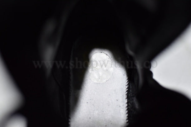 YEEZY Boost 750 - Triple Black