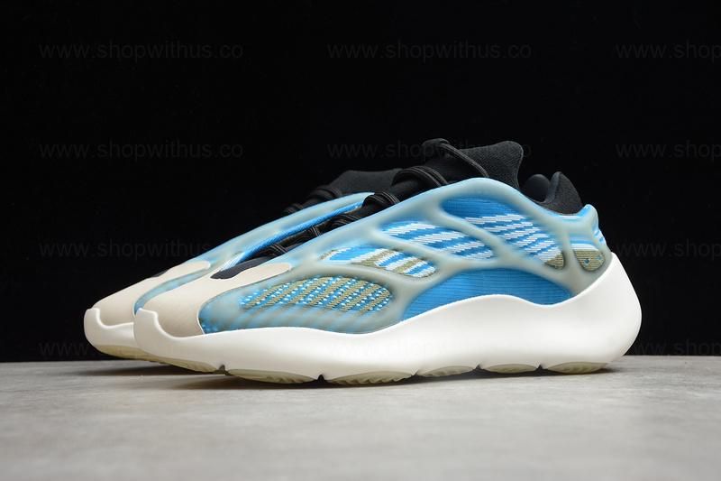 YEEZY 700 V3 - Azareth