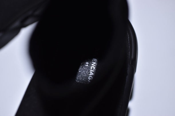 BalenciagaUnisex Speed Trainer Mid - Triple Black