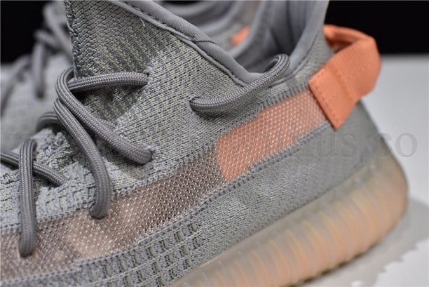 YEEZY Boost 350 V2 - True Form