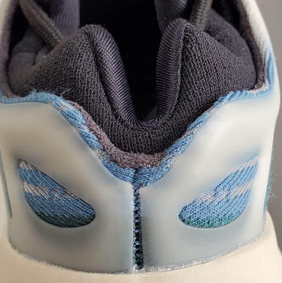 Yeezy 700 V3 - Kyanite