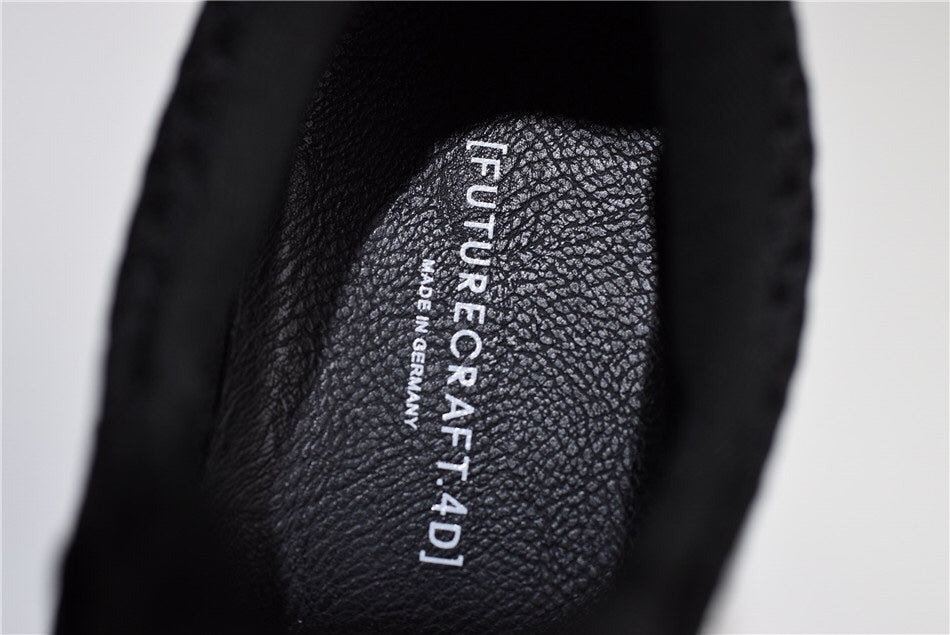FutureCraft 4D - Core Black/Ash Green