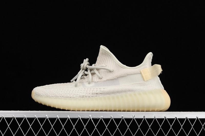 adidasUnisex Yeezy Boost 350 V2 - Light