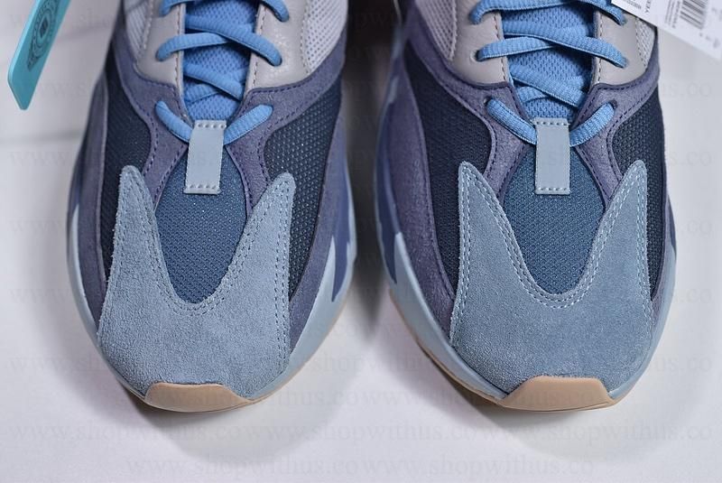 adidasYEEZY Boost 700 - Carbon Blue