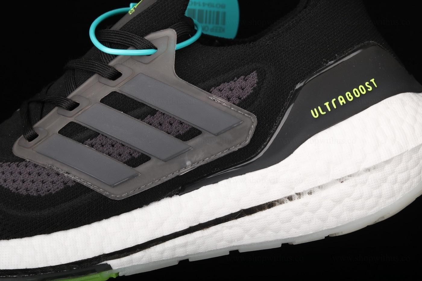 adidasUnisex Ultraboost 21 - Black/Solar Yellow