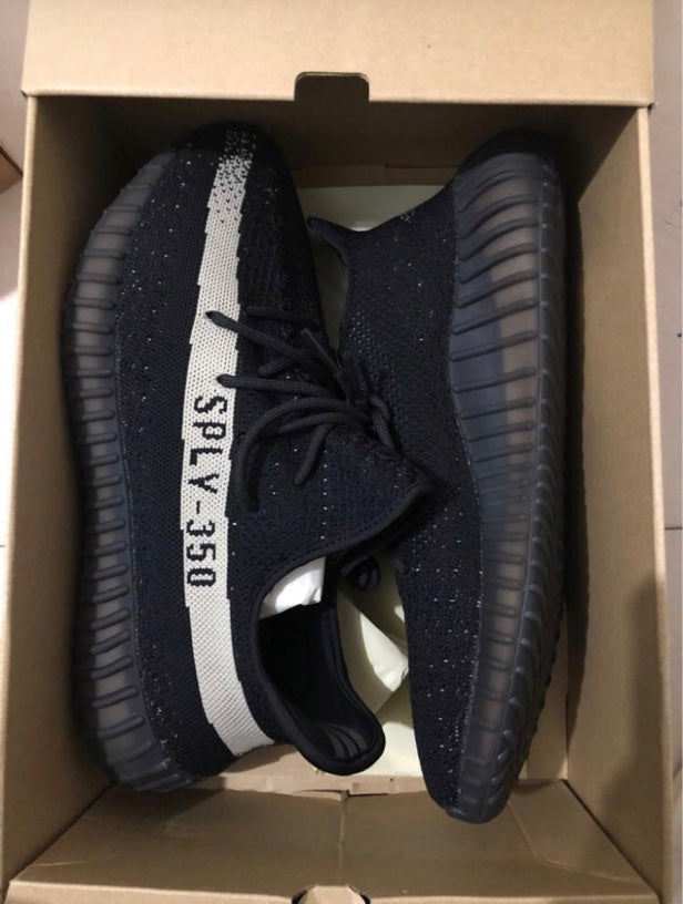 YEEZY Boost 350 - Oreo
