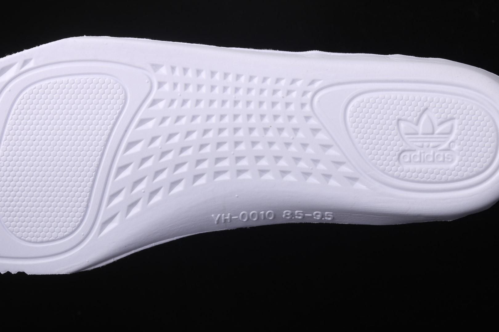 adidasUnisex Yeezy Boost 350 V2 - Yecheil