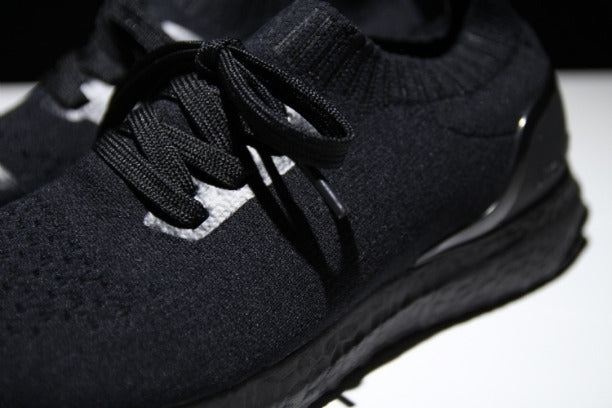 Ultra Boost Uncaged - Triple Black
