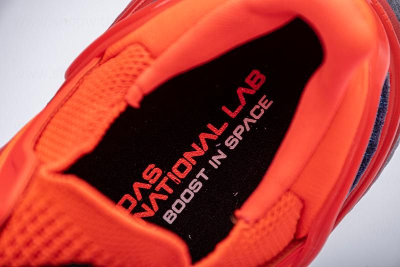 adidasUnisex Ultra Boost 2020 - Solar Red