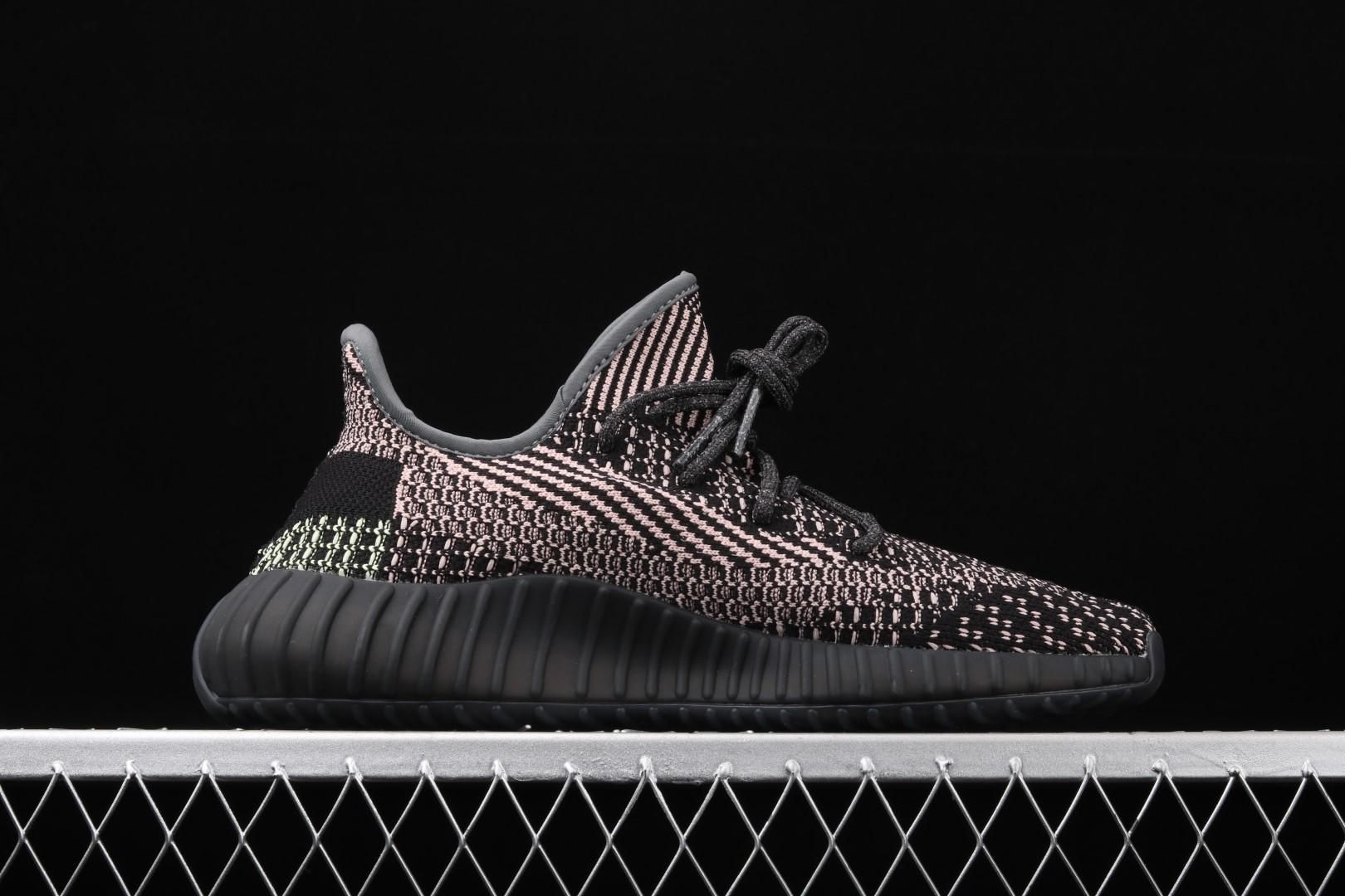 adidasUnisex Yeezy Boost 350 V2 - Yecheil