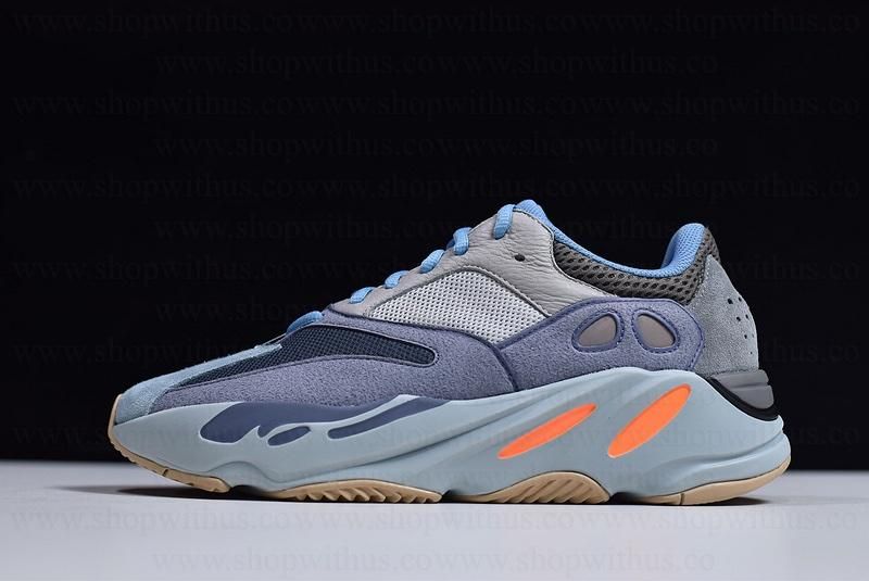 adidasYEEZY Boost 700 - Carbon Blue