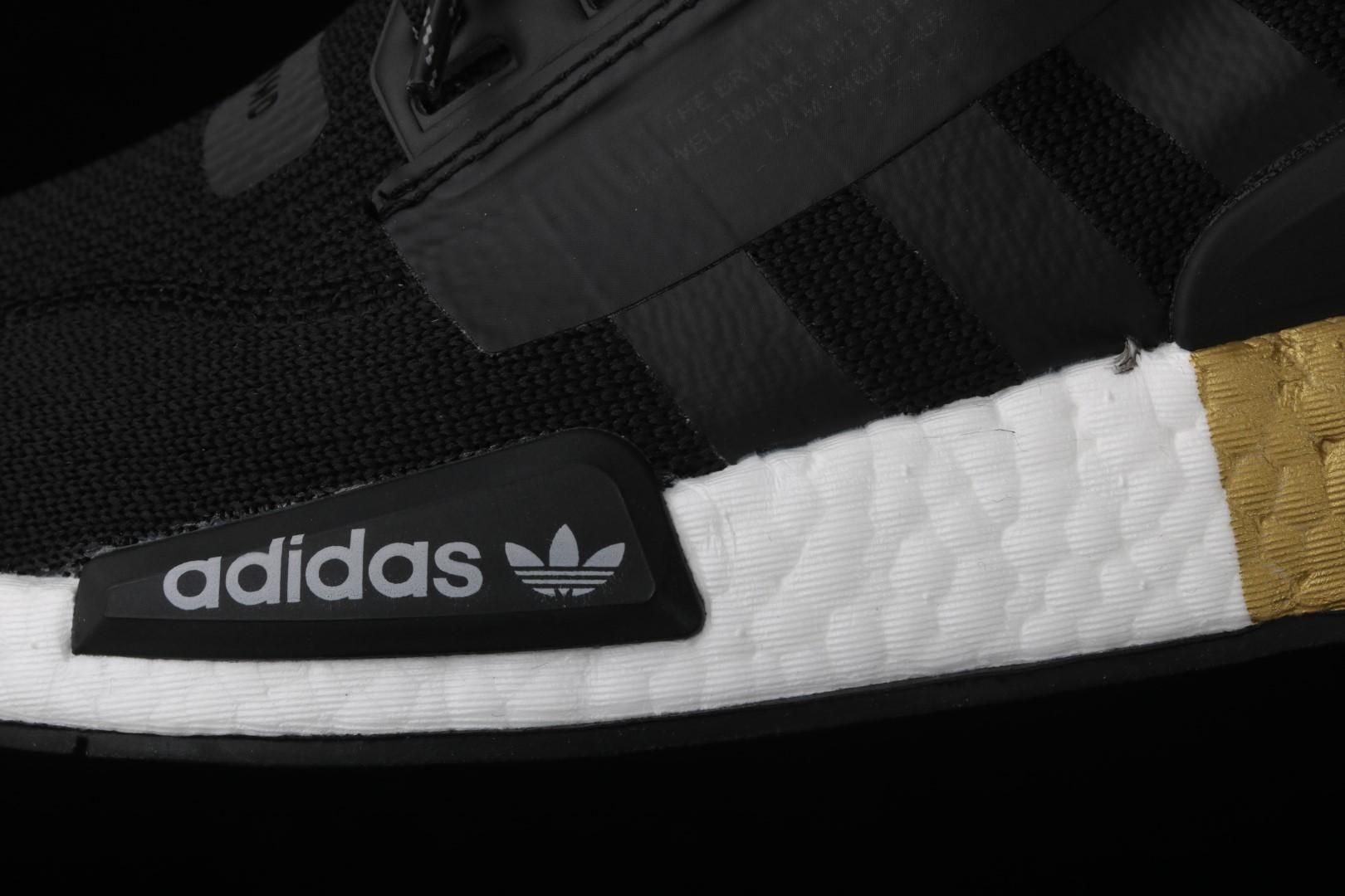 adidasUnisex NMD V2 - Core Black/Gold Metallic