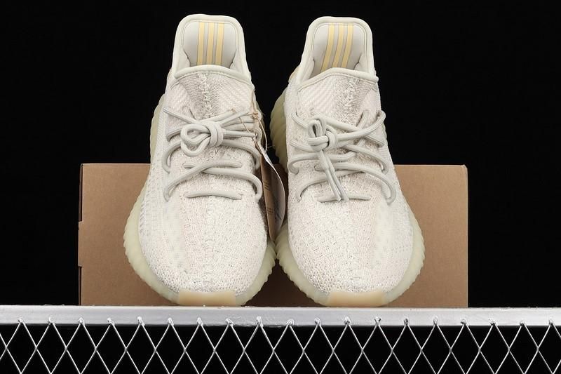 adidasUnisex Yeezy Boost 350 V2 - Light