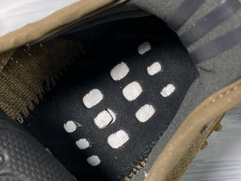 YEEZY Boost 350 V2 - Earth