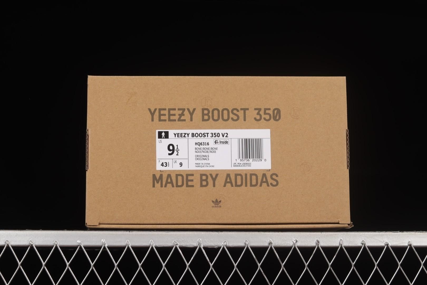 adidasUnisex Yeezy Boost 350 V2 - Bone