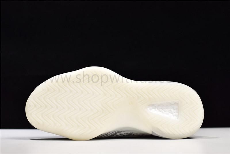 Yeezy Basketball - Quantum
