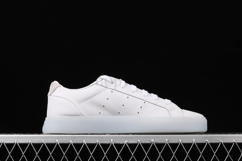 Sleek Shoes - White