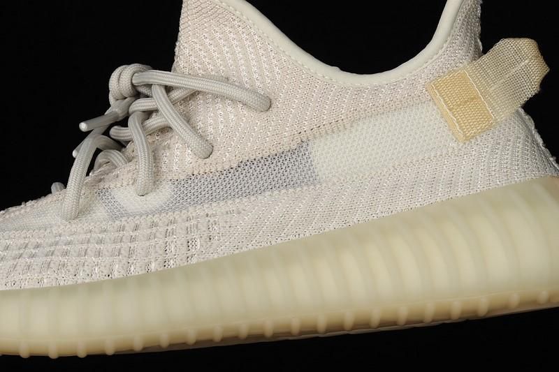 adidasUnisex Yeezy Boost 350 V2 - Light