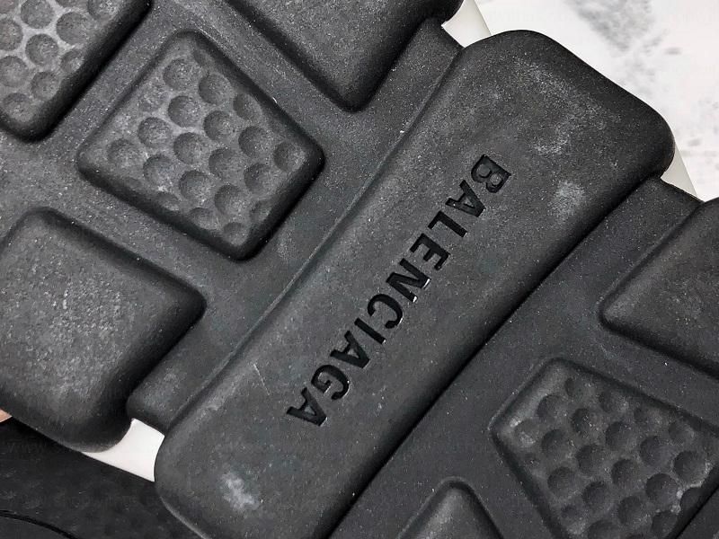 BalenciagaUnisex Speed Trainer - Black/White