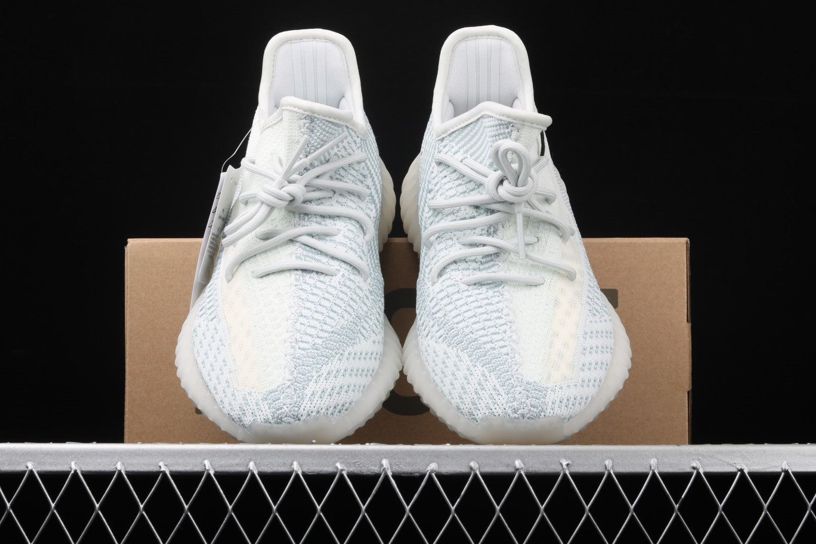 Yeezy Boost 350 V2 - Cloud White (Reflective)