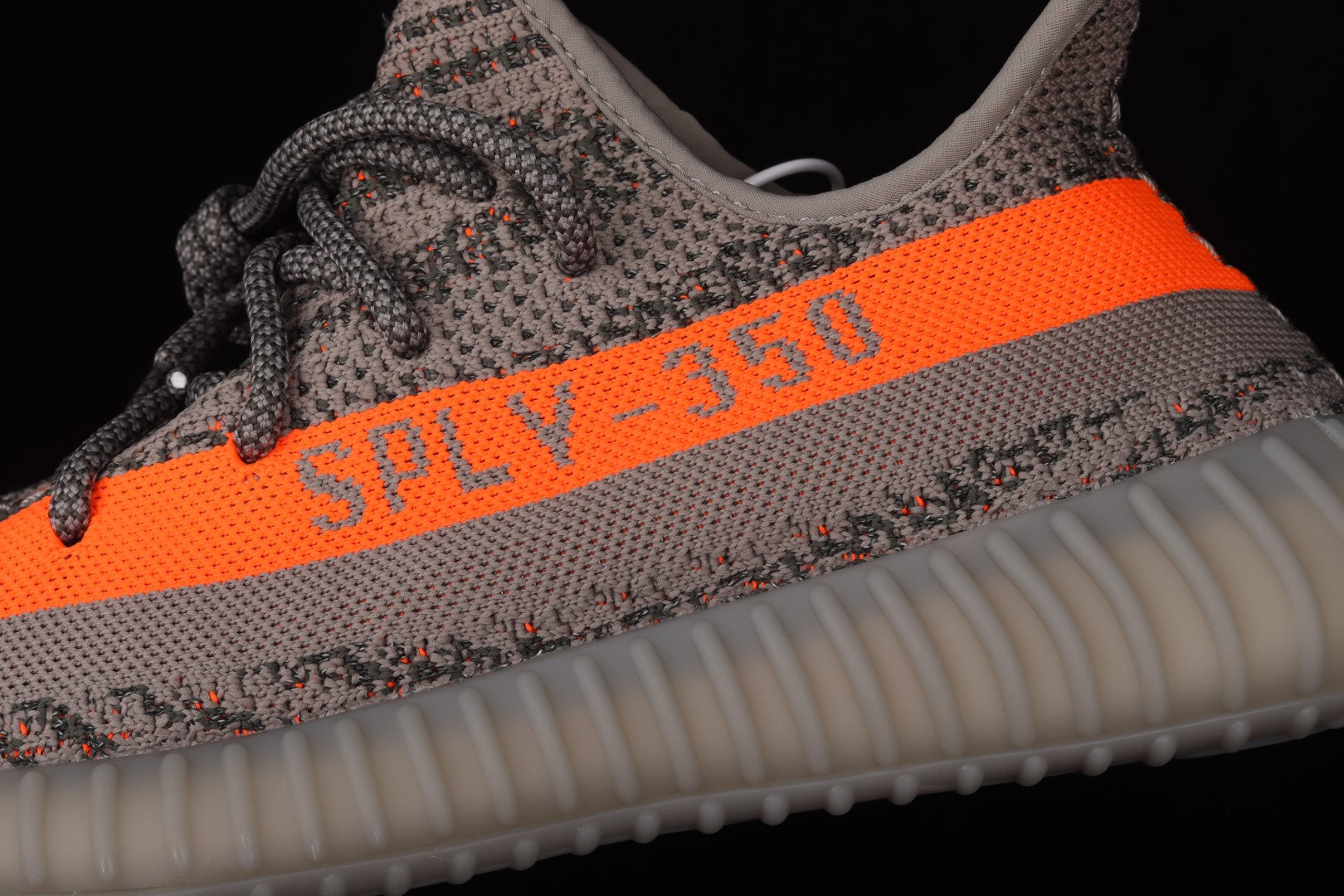 adidasUnisex Yeezy Boost 350 V2 - Beluga Reflective
