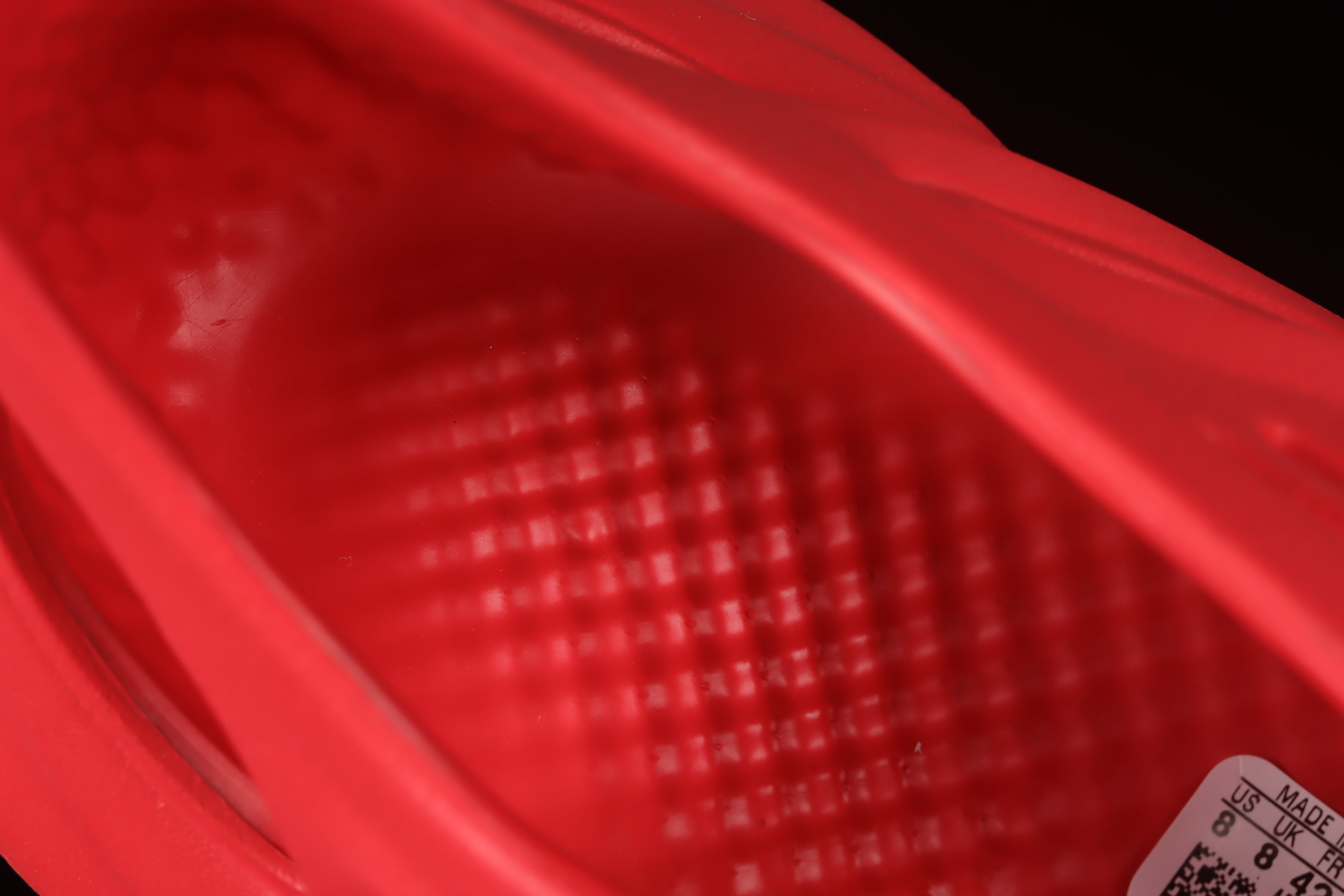 Yeezy Foam RNNR - Vermillion