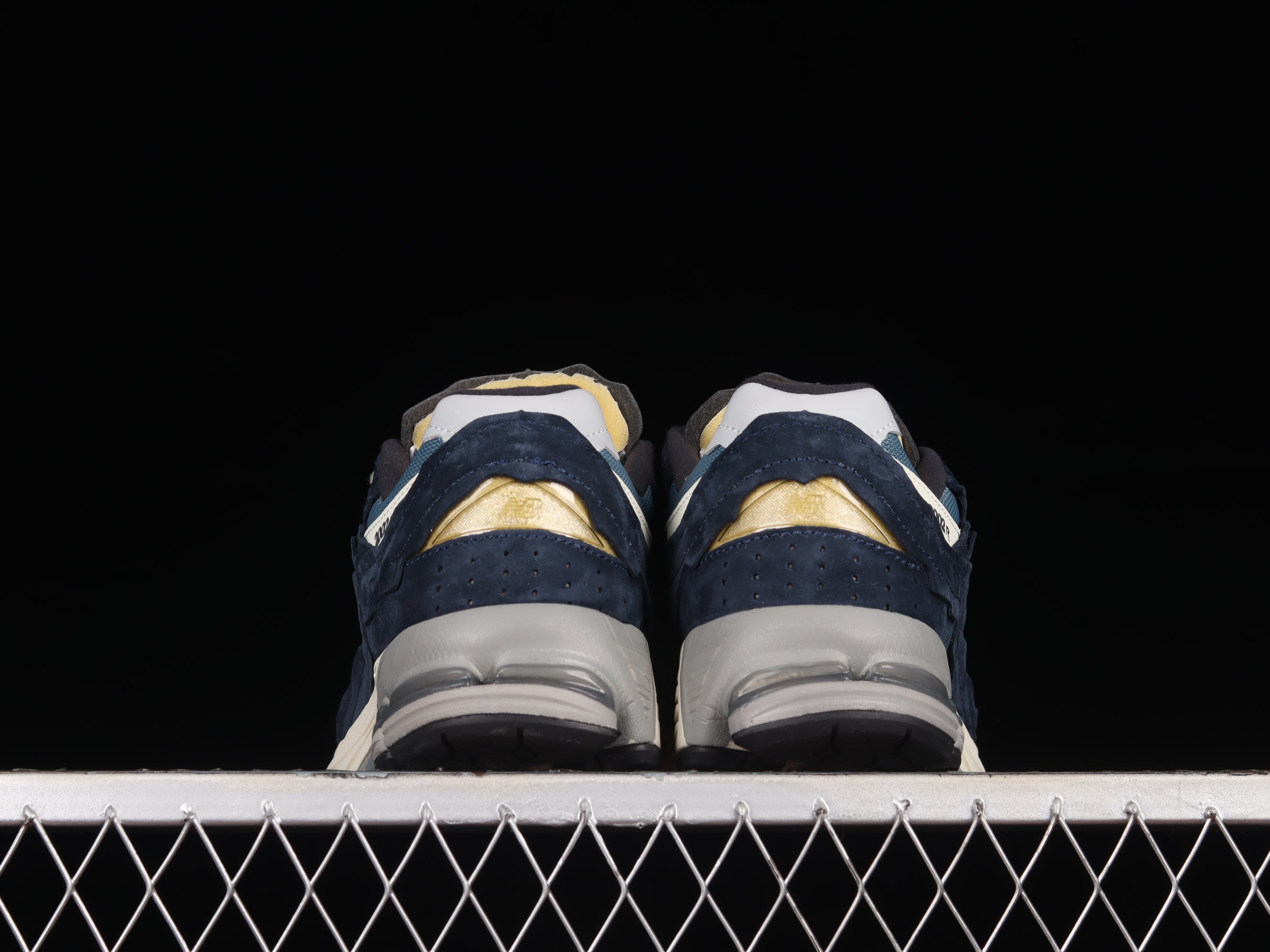 New Balance 2002R Protection Pack - Dark Navy
