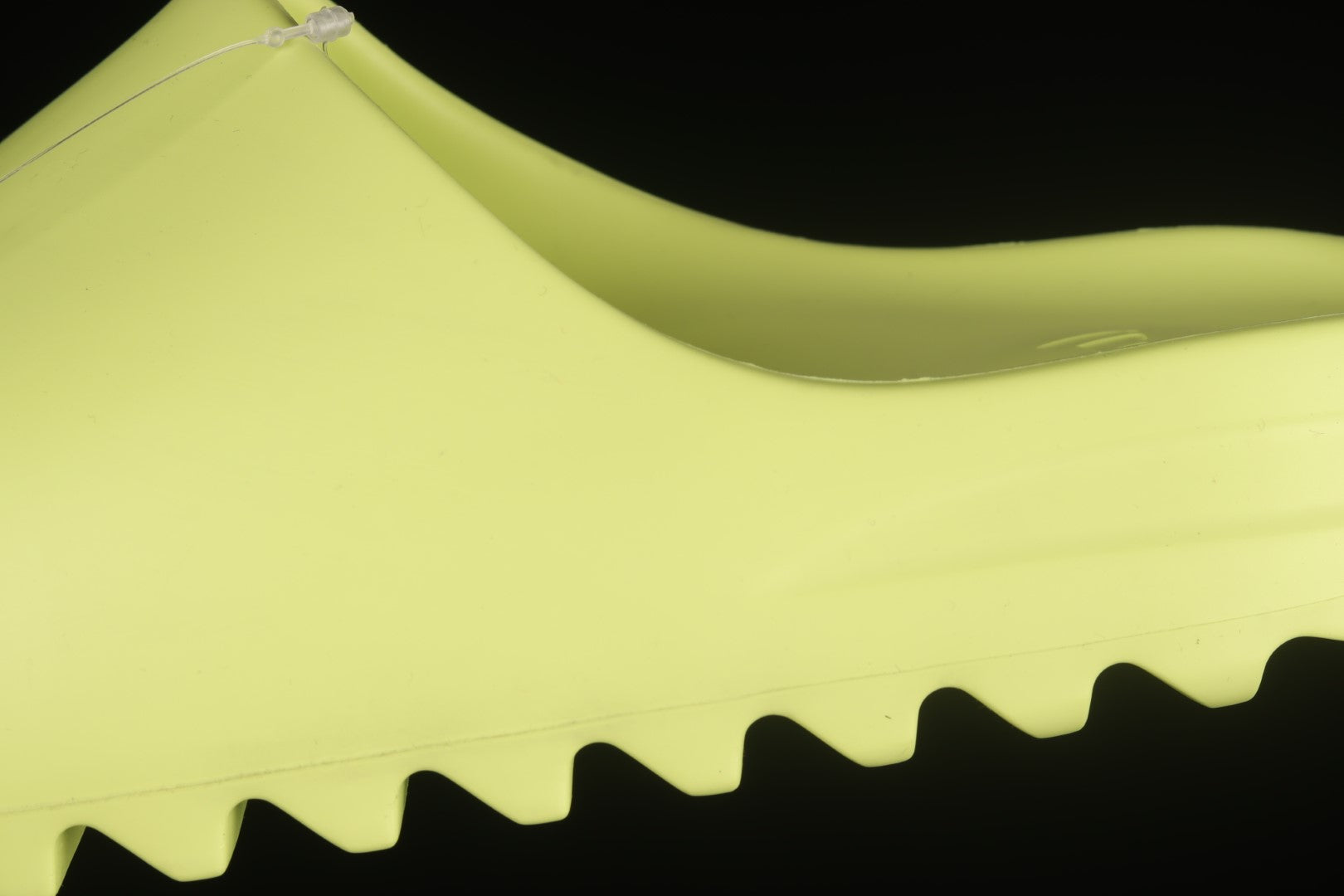 adidasUnisex Yeezy Slide - Glow Green