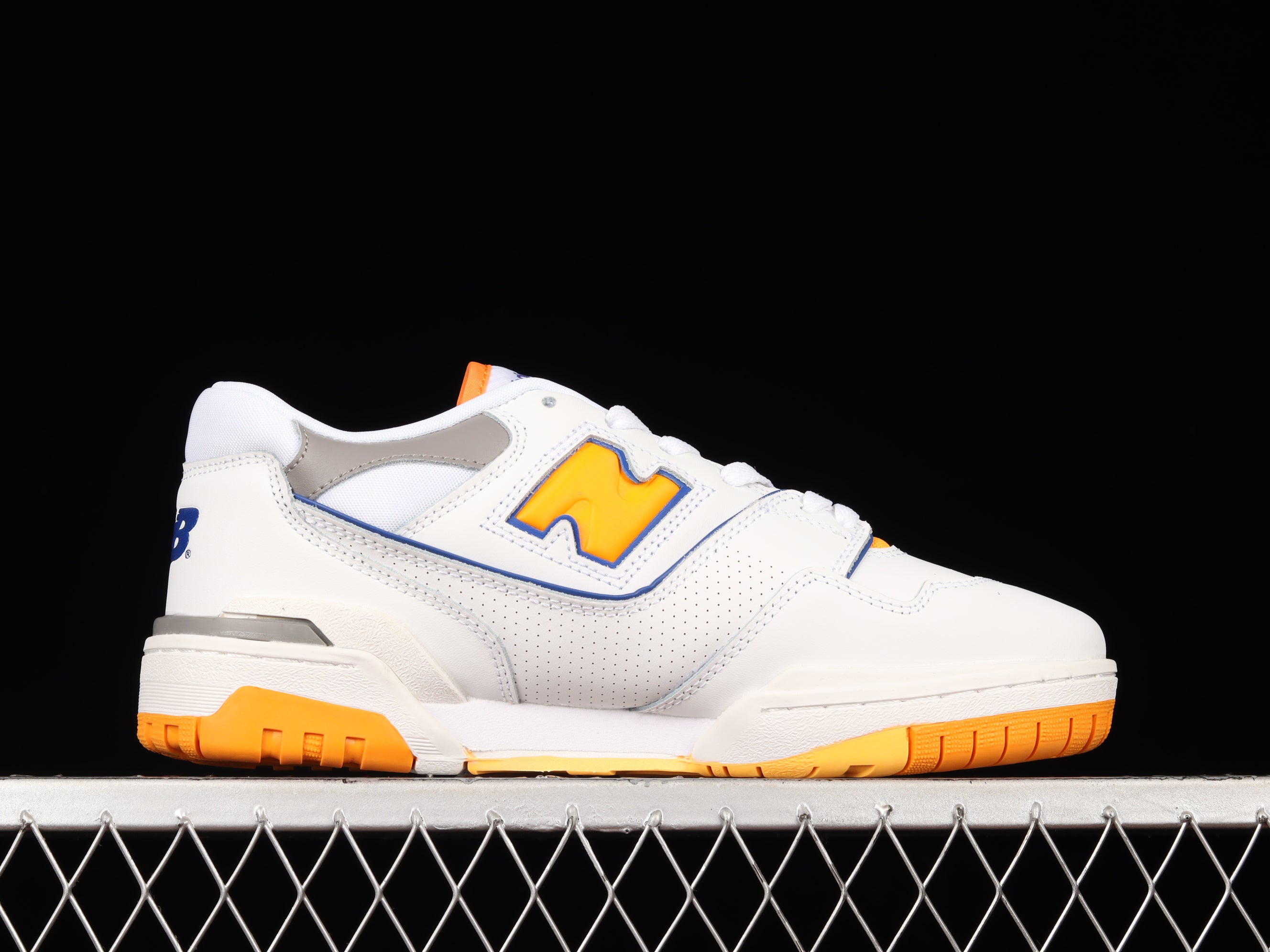 New Balance 550 - White/Vibrant Orange