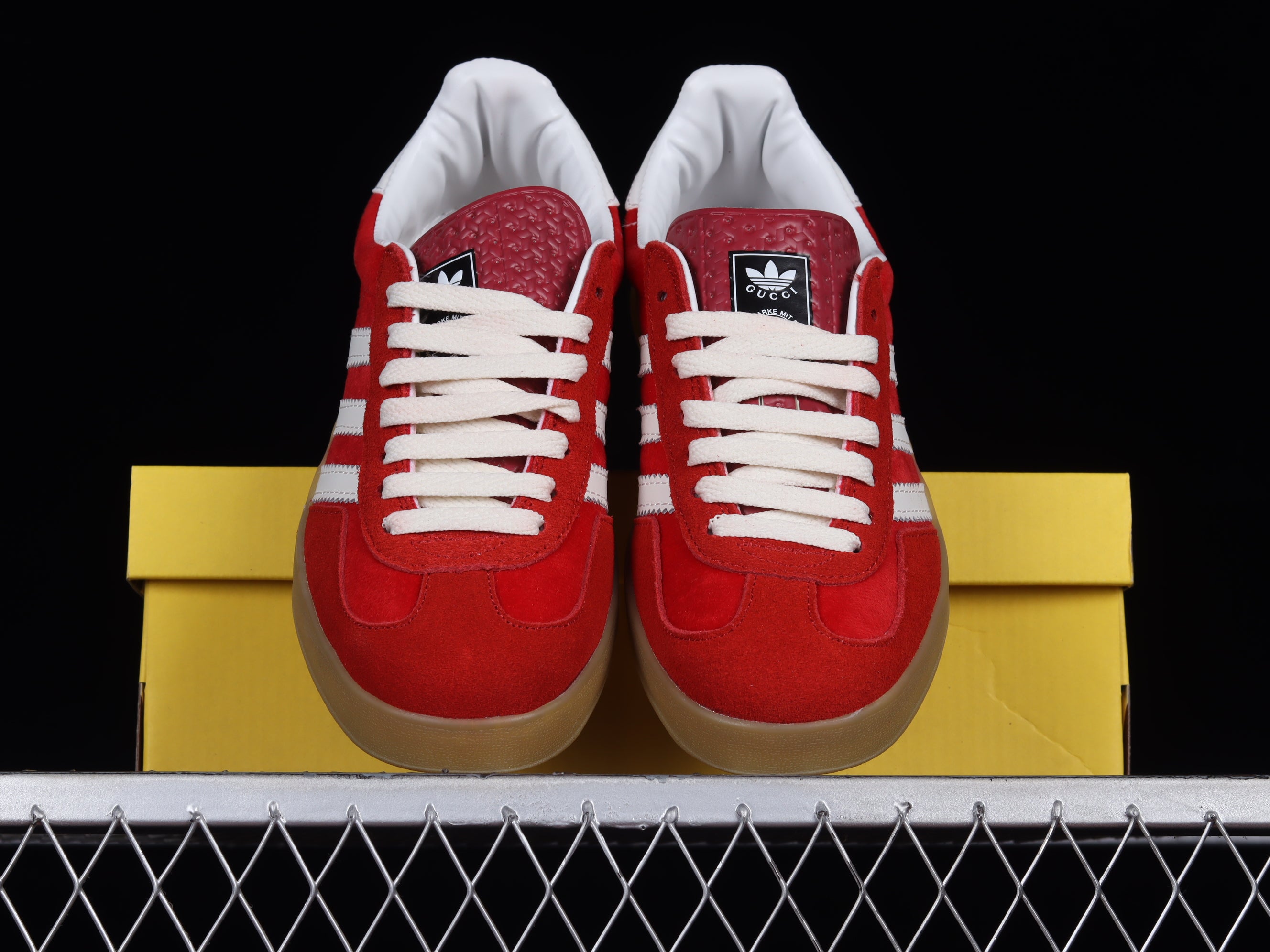 adidasUnisex x Gucci Gazelle - Red