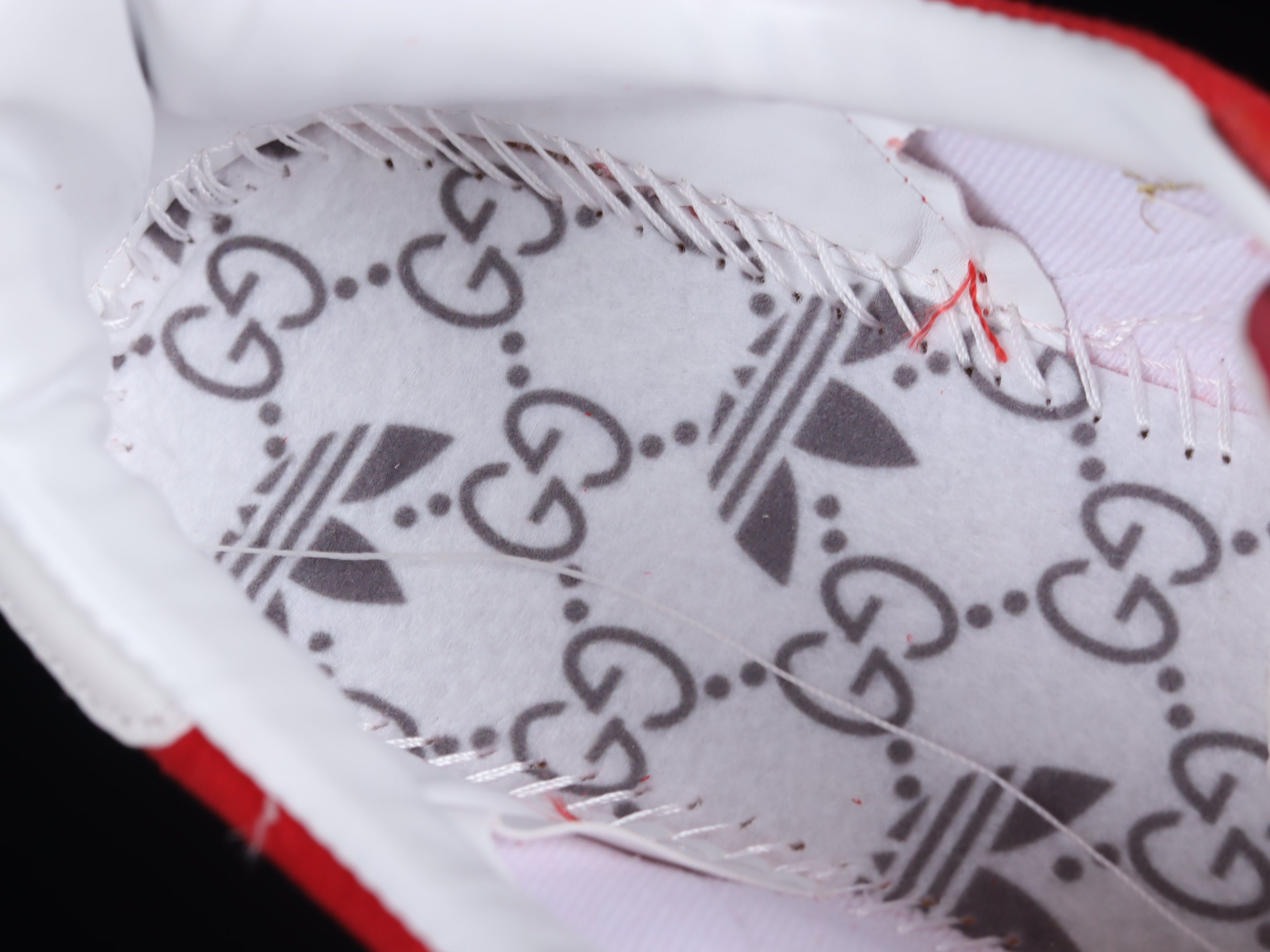 adidasUnisex x Gucci Gazelle - Red