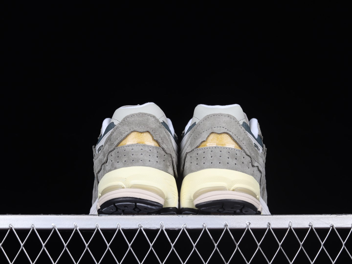 New Balance 2002R - Protection Pack - Mirage Grey