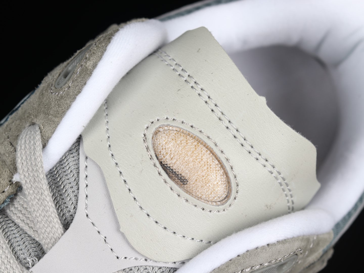 New Balance 2002R - Protection Pack - Mirage Grey