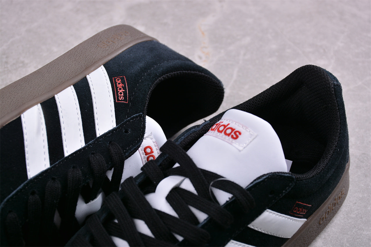 adidasUnisex Court 3.0 - Black
