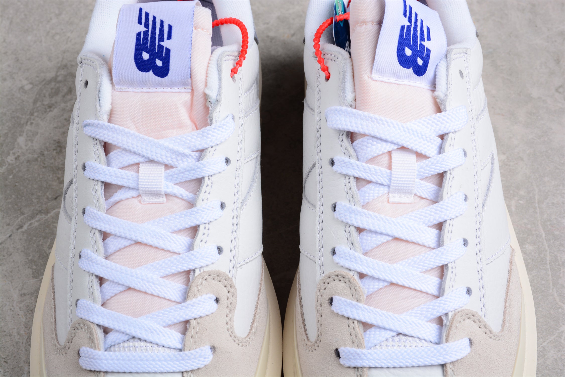 New Balance CT302 - White