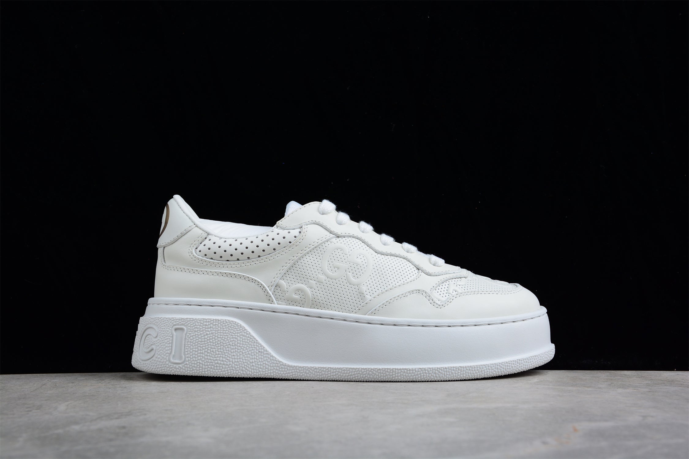 GucciUnisex Embossed GG Logo - White