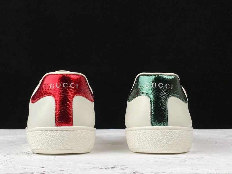 GUCCIUnisex Embroidered ace Bee - White