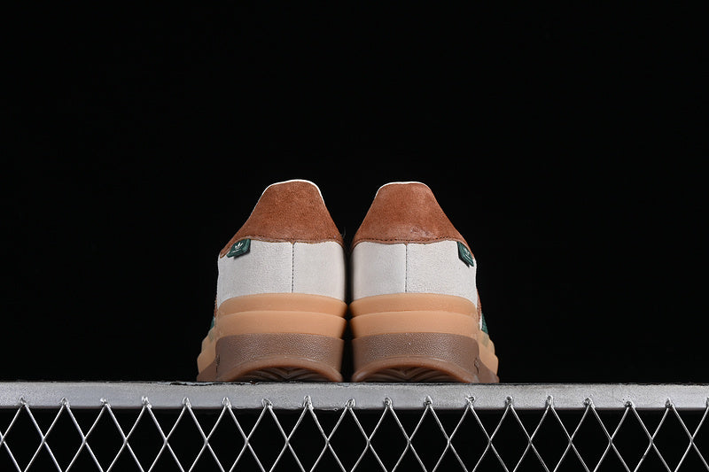 adidasUnisex Gazelle Bold - Maple Leaf