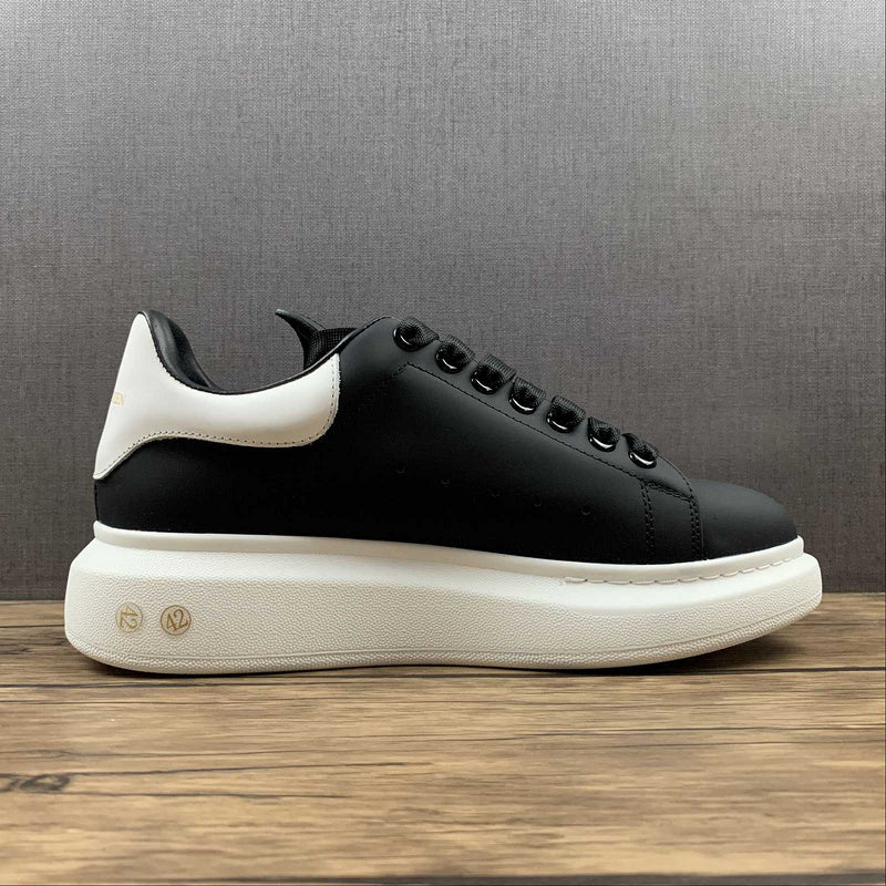AlexandreUnisex McQueen - Black